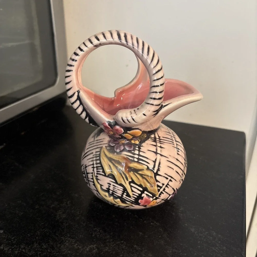 Vintage Hull Art Pottery Jug Pitcher Blossom Flite T1 Pink Black Floral 1955